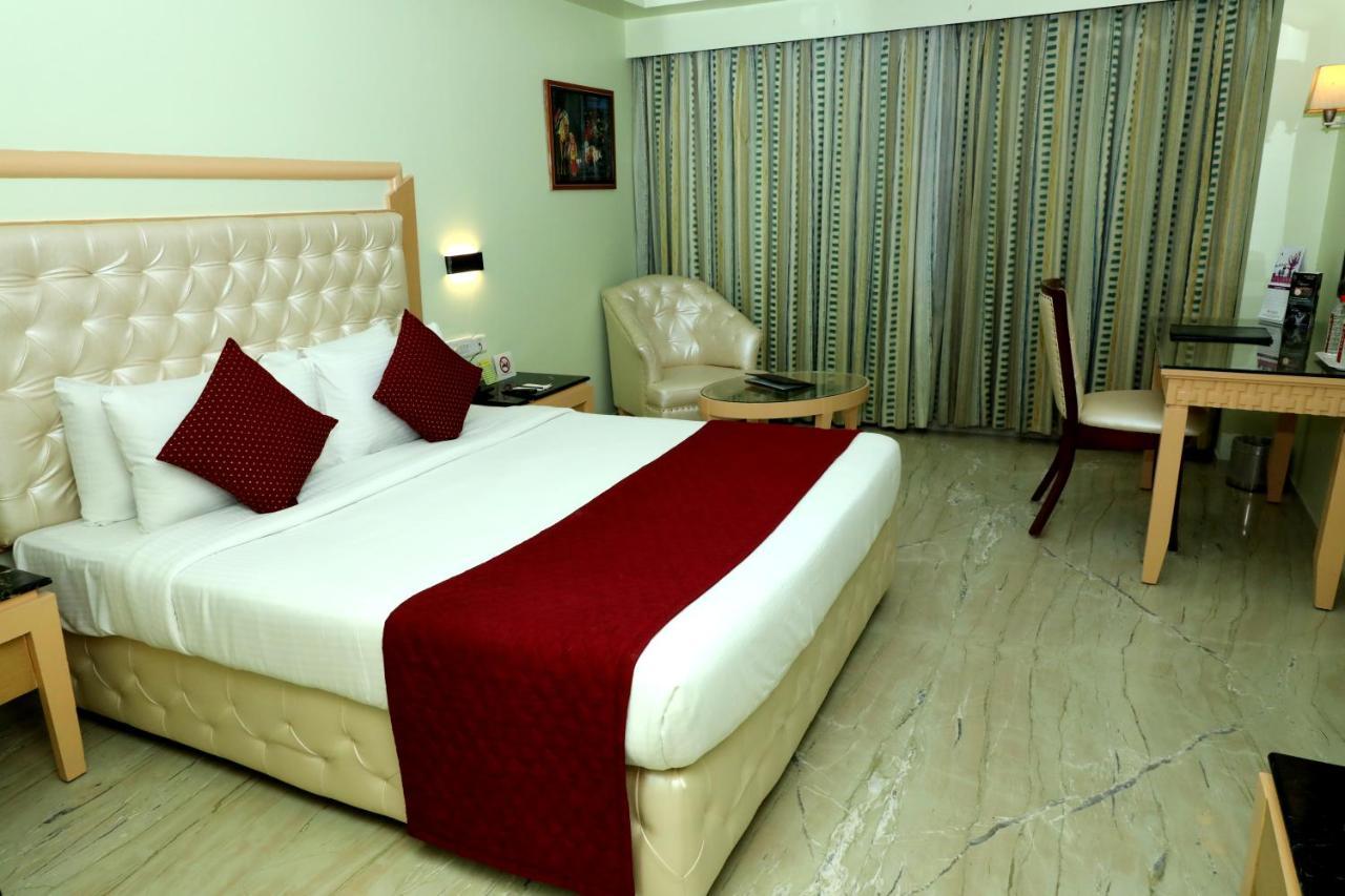 Quality Inn Sabari Chennai Exterior foto